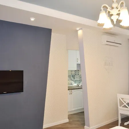 公寓 Real Apartmens - Podil Promenade *