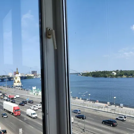 Real Apartmens - Podil Promenade * 基輔
