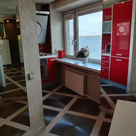 公寓 Real Apartmens - Podil Promenade *