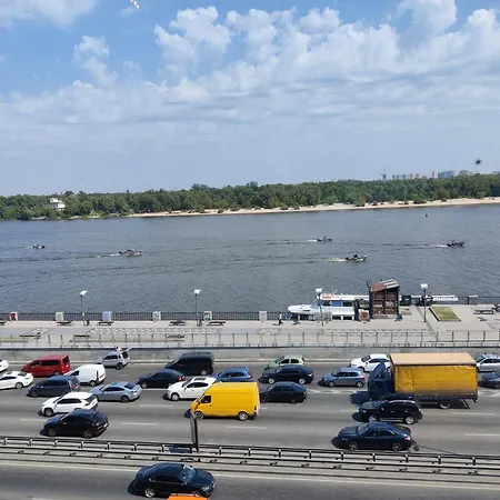 公寓 Real Apartmens - Podil Promenade