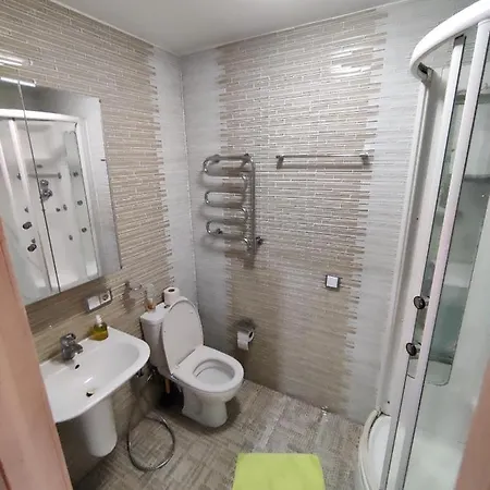 Real Apartmens - Podil Promenade Apartment Kyiv